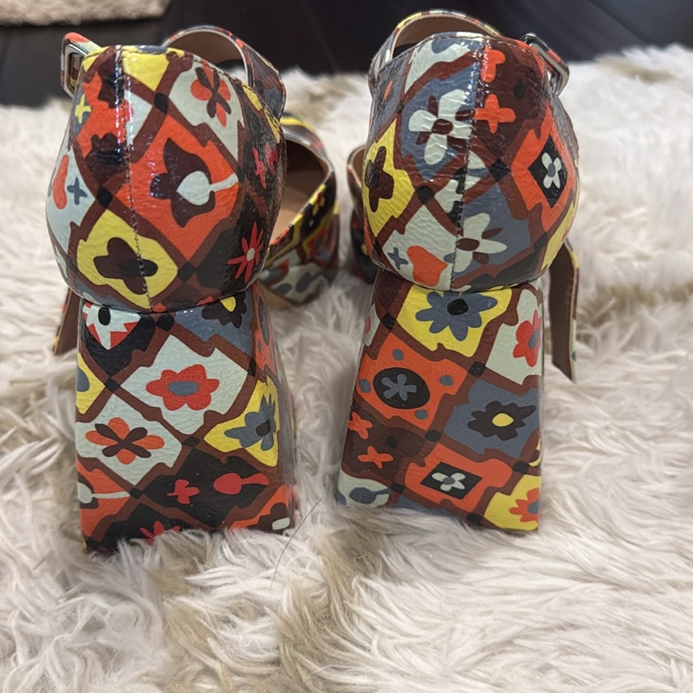 Circus Sam Edelman Colorful Women's Platform Heels - Picture 5 of 6